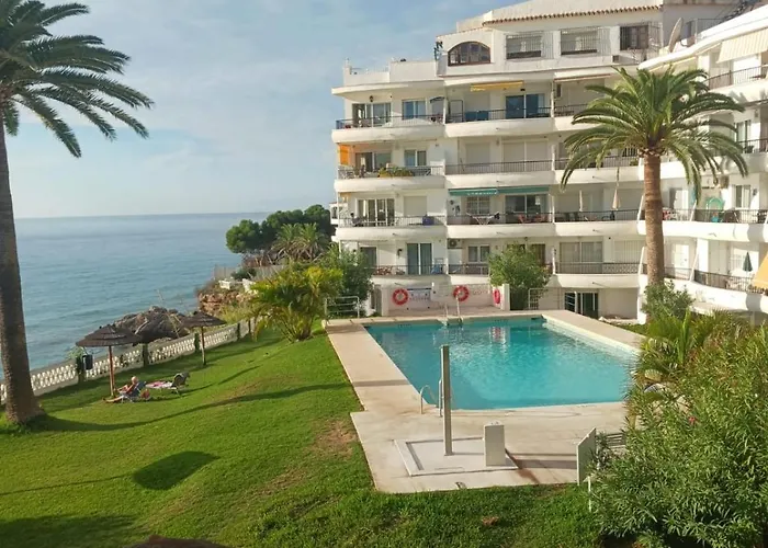 Acapulco Playa 210 * Нерха